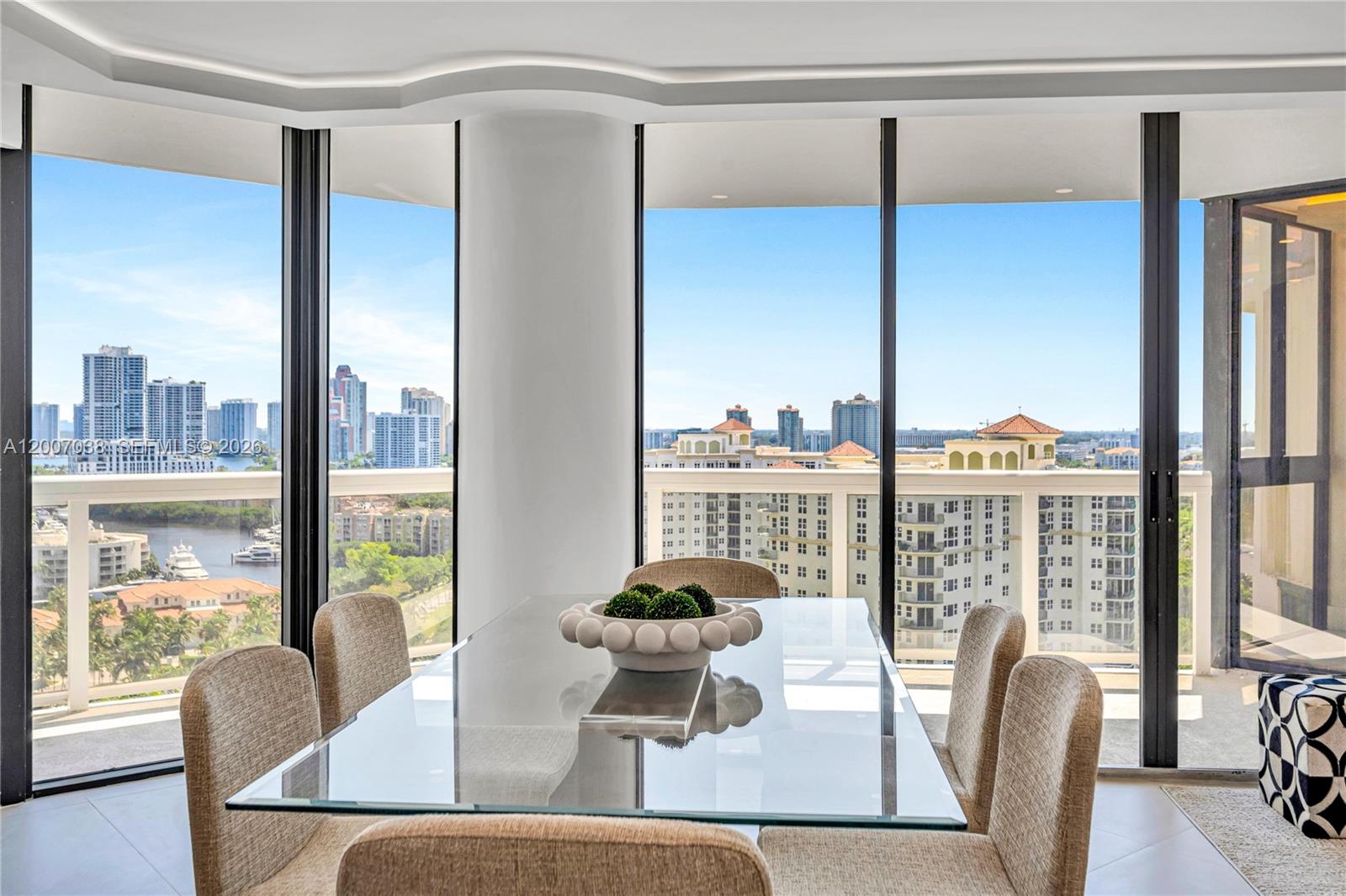 THE LANDMARK CONDO - Residential