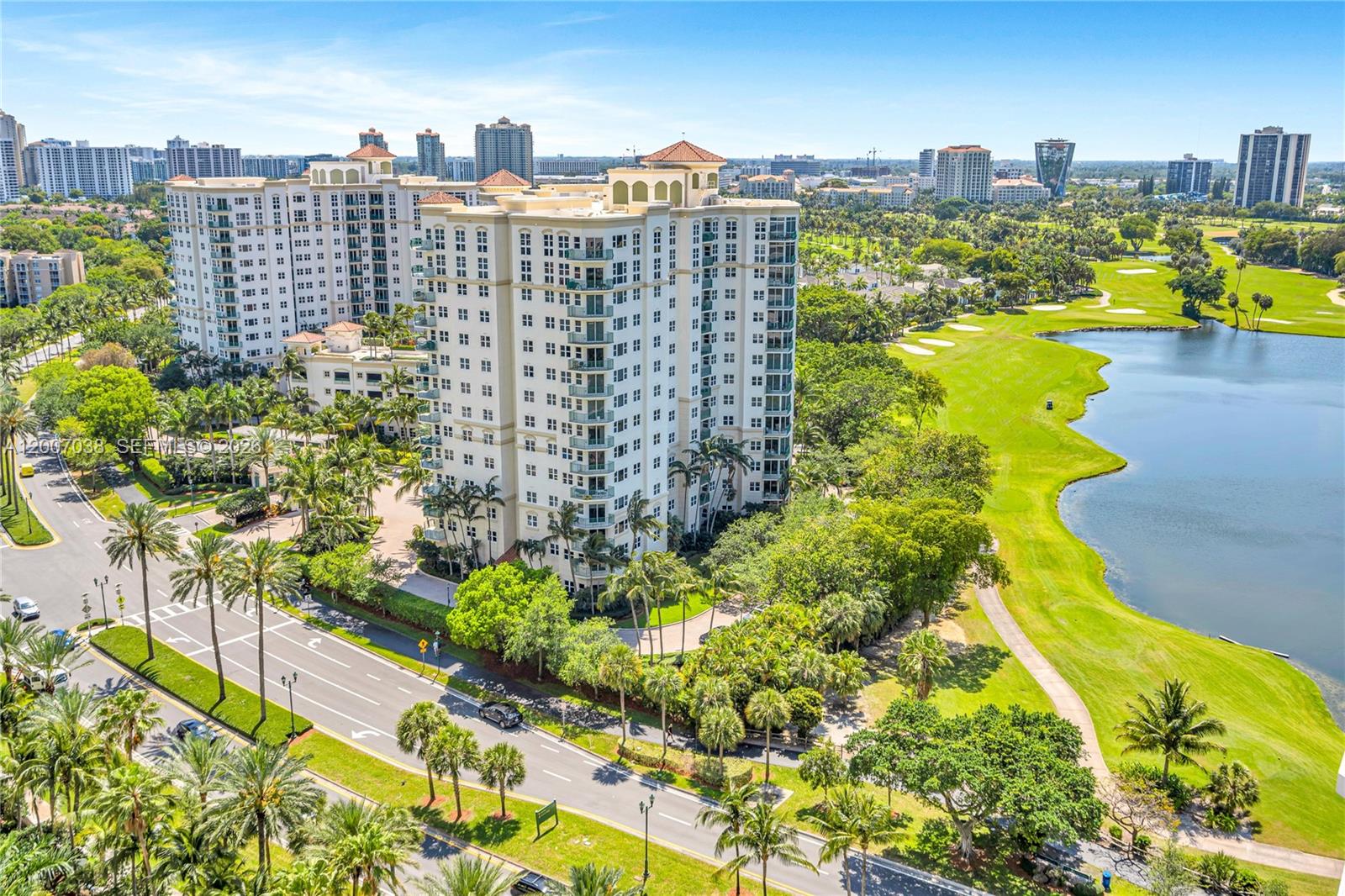 THE LANDMARK CONDO - Residential