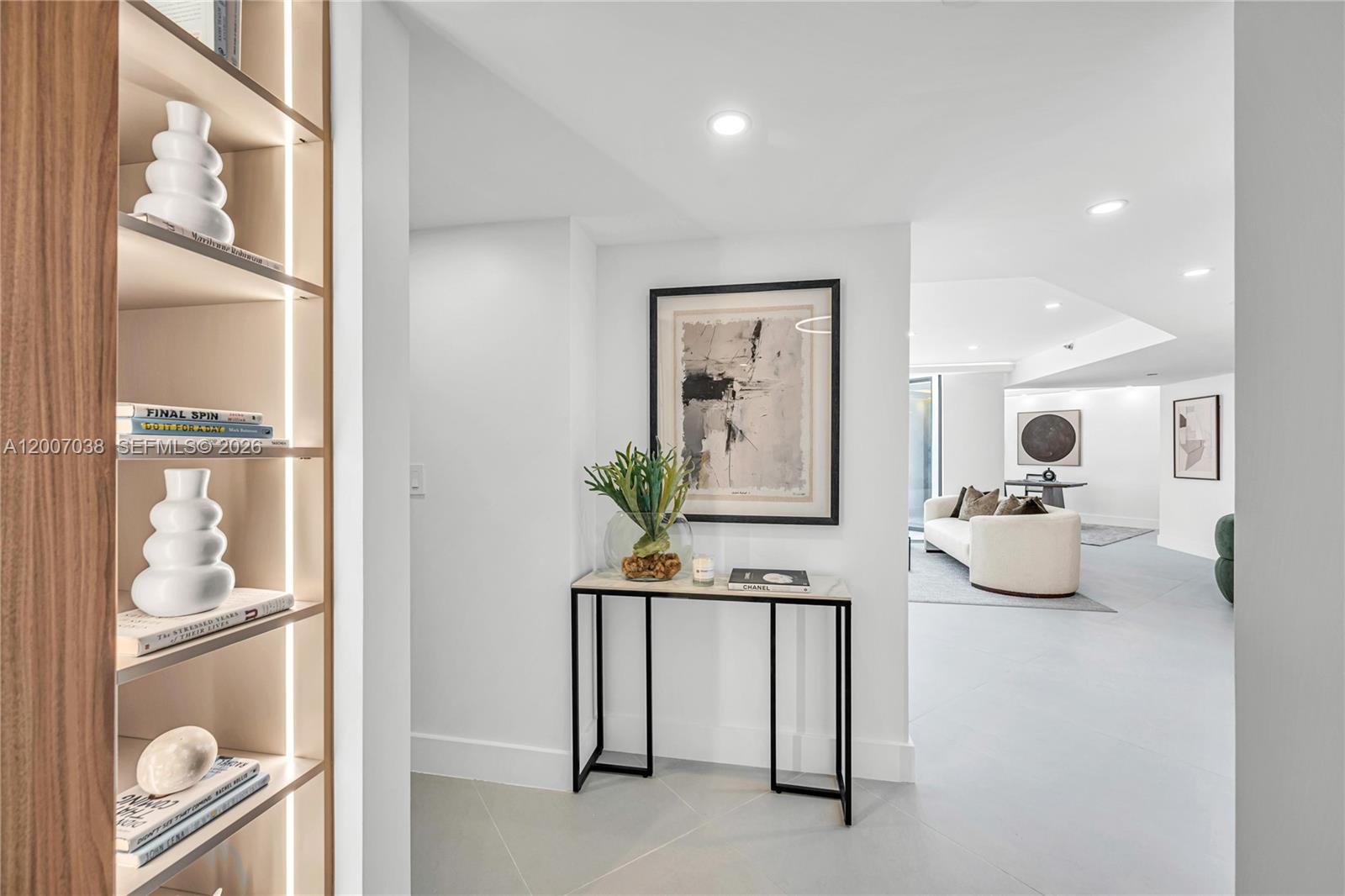 THE LANDMARK CONDO - Residential