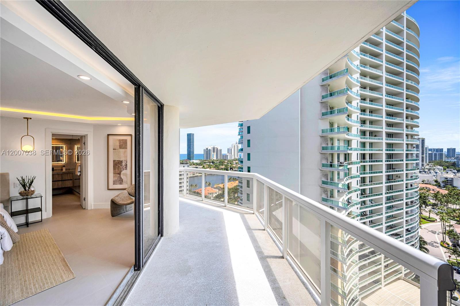 THE LANDMARK CONDO - Residential