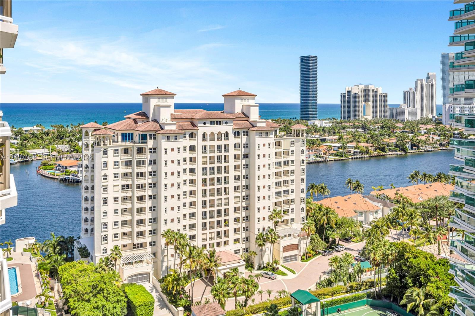 THE LANDMARK CONDO - Residential