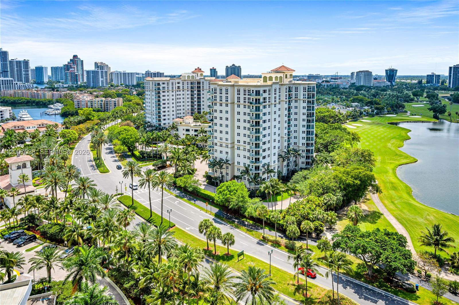 THE LANDMARK CONDO - Residential