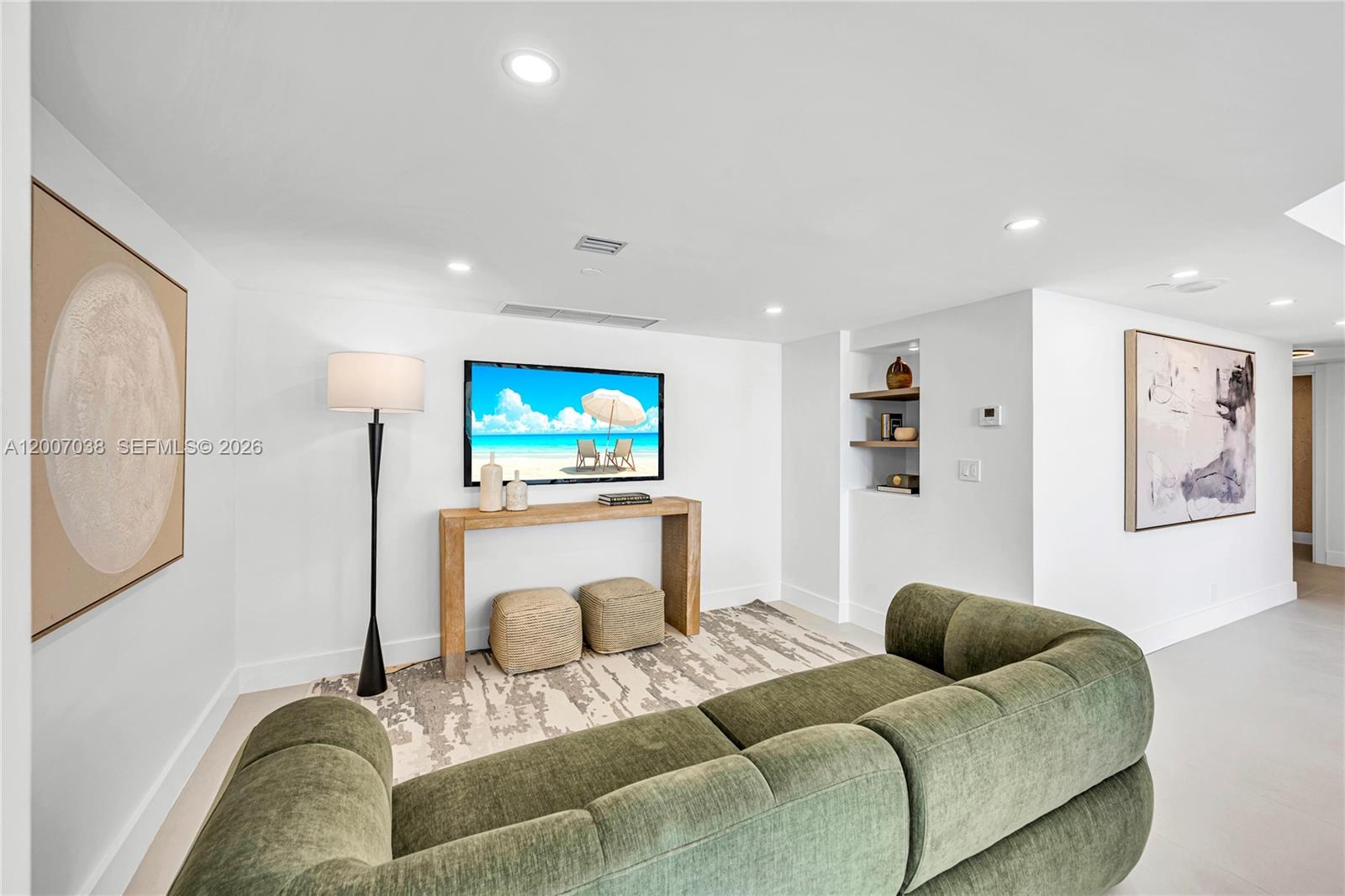 THE LANDMARK CONDO - Residential
