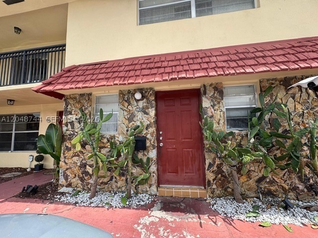 BRENTWOOD TOWNHOUSE 2 - Residential Lease