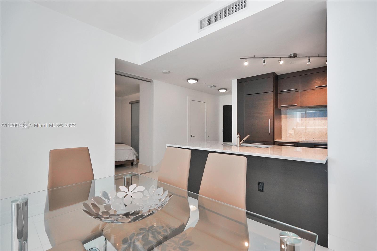 900 BISCAYNE BAY CONDO - Residential Lease