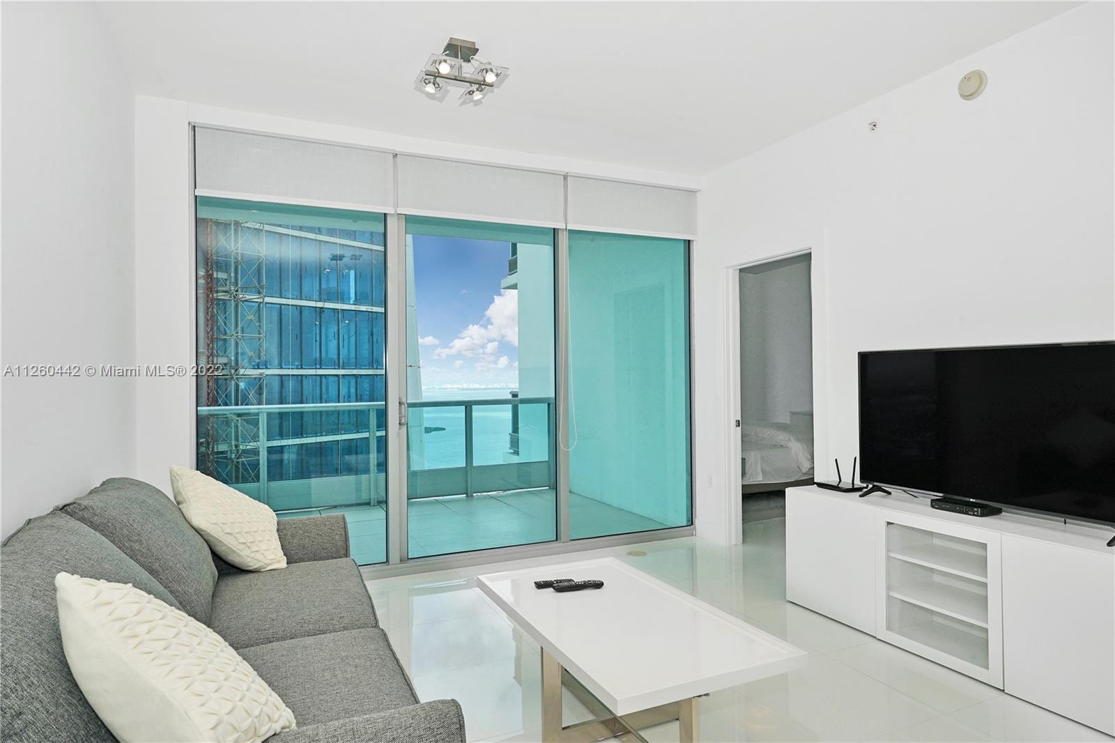 900 BISCAYNE BAY CONDO - Residential Lease