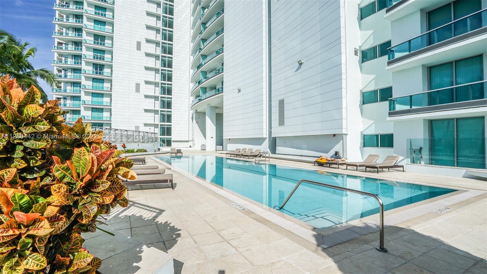 900 BISCAYNE BAY CONDO - Residential Lease