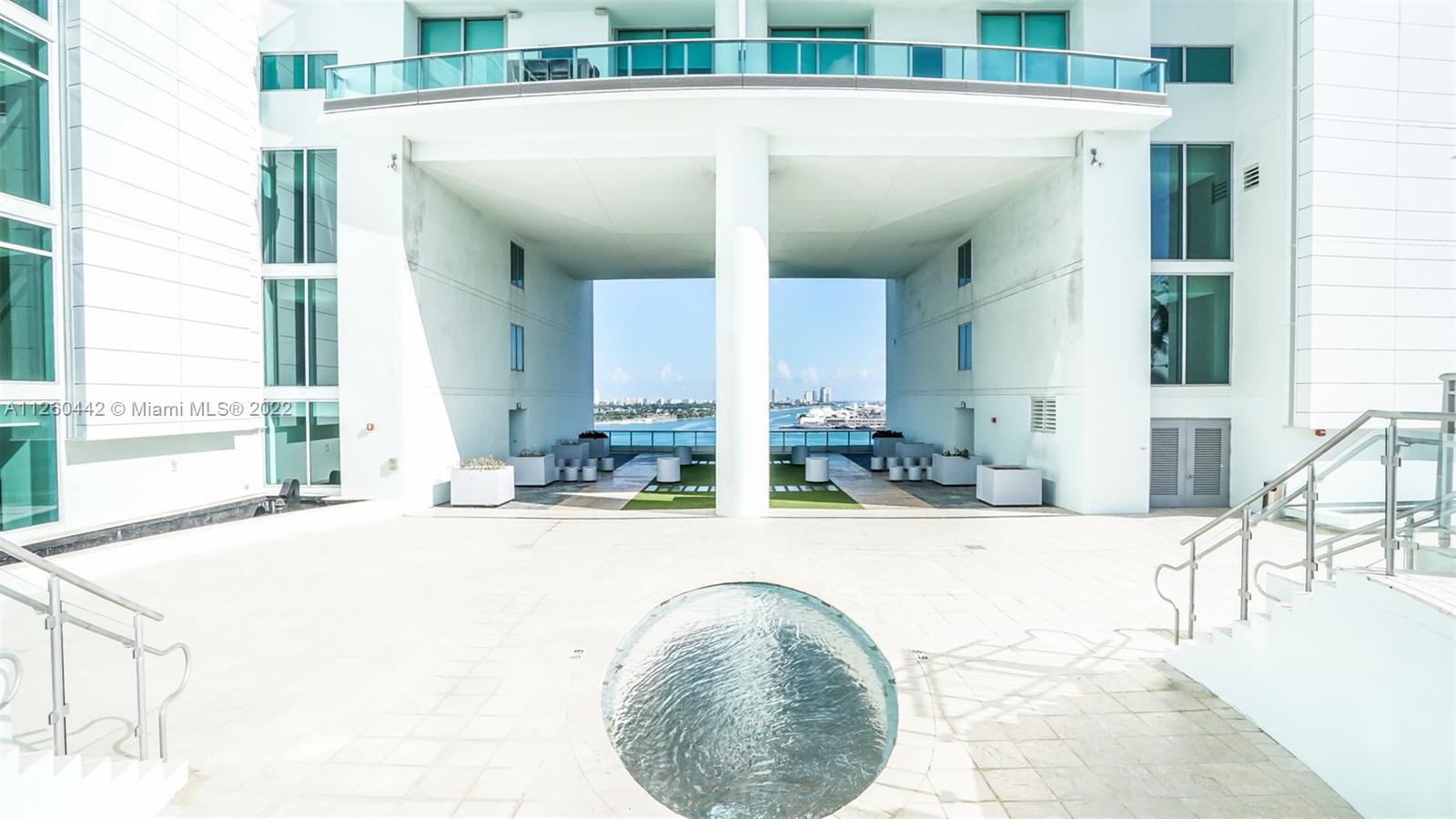 900 BISCAYNE BAY CONDO - Residential Lease