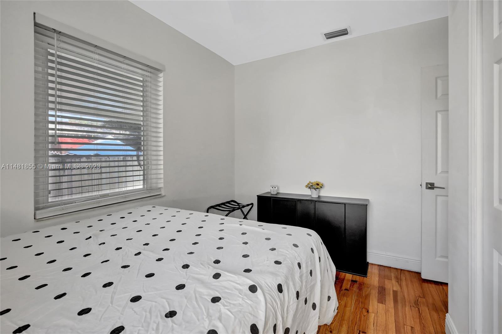 CHURCHILL ESTATES - Residential