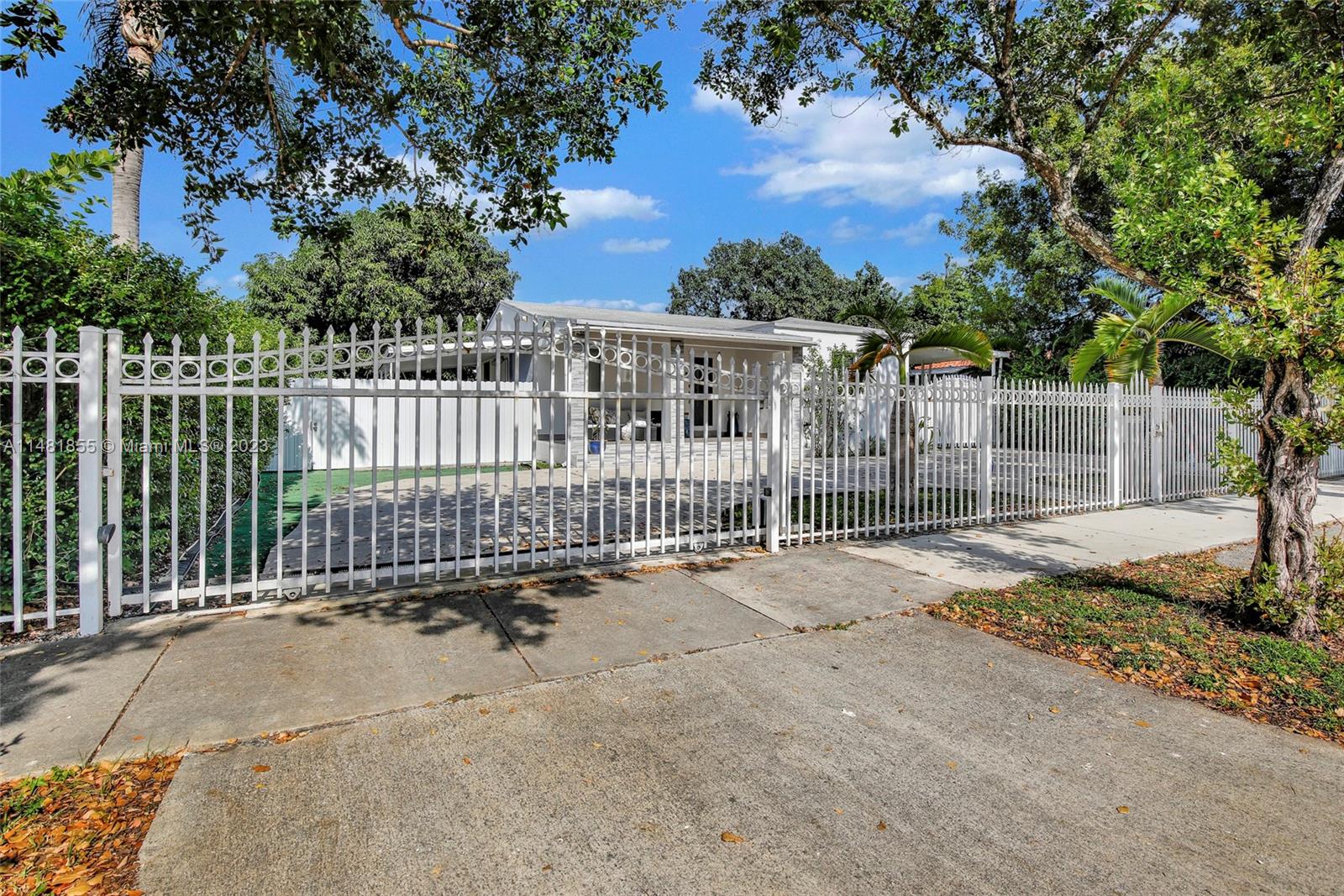 CHURCHILL ESTATES - Residential