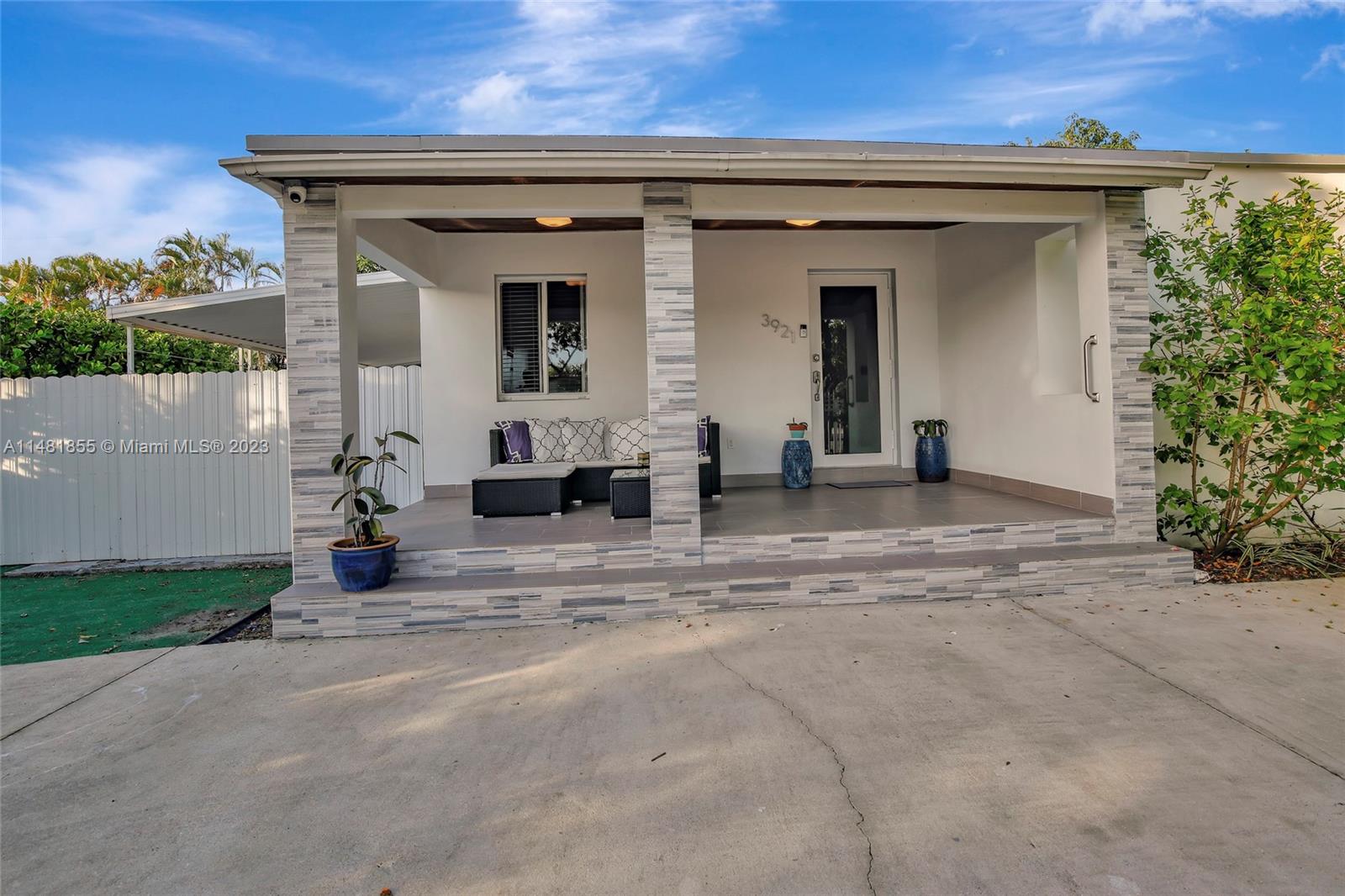 CHURCHILL ESTATES - Residential