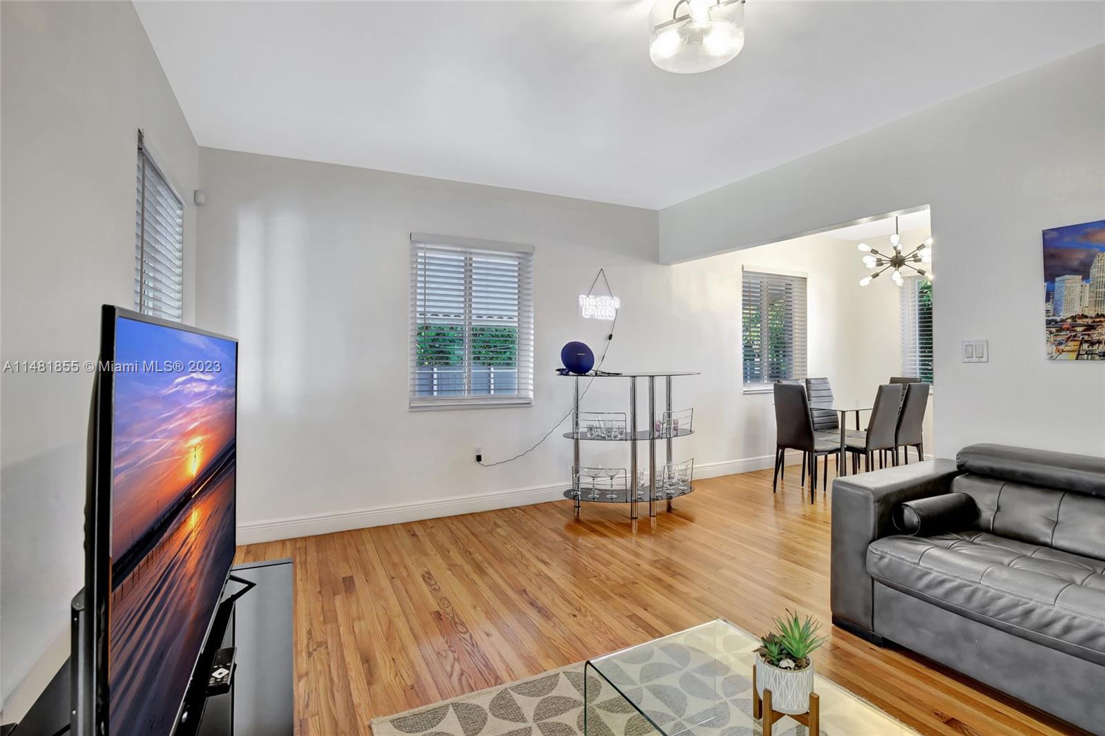 CHURCHILL ESTATES - Residential