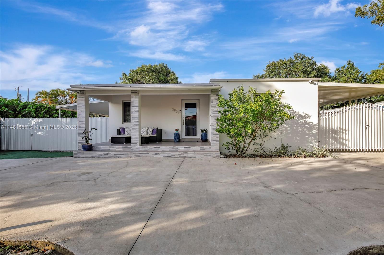 CHURCHILL ESTATES - Residential