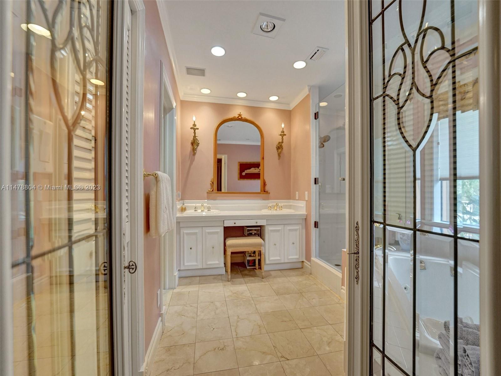 Lakes of Emerald Hills - Residential