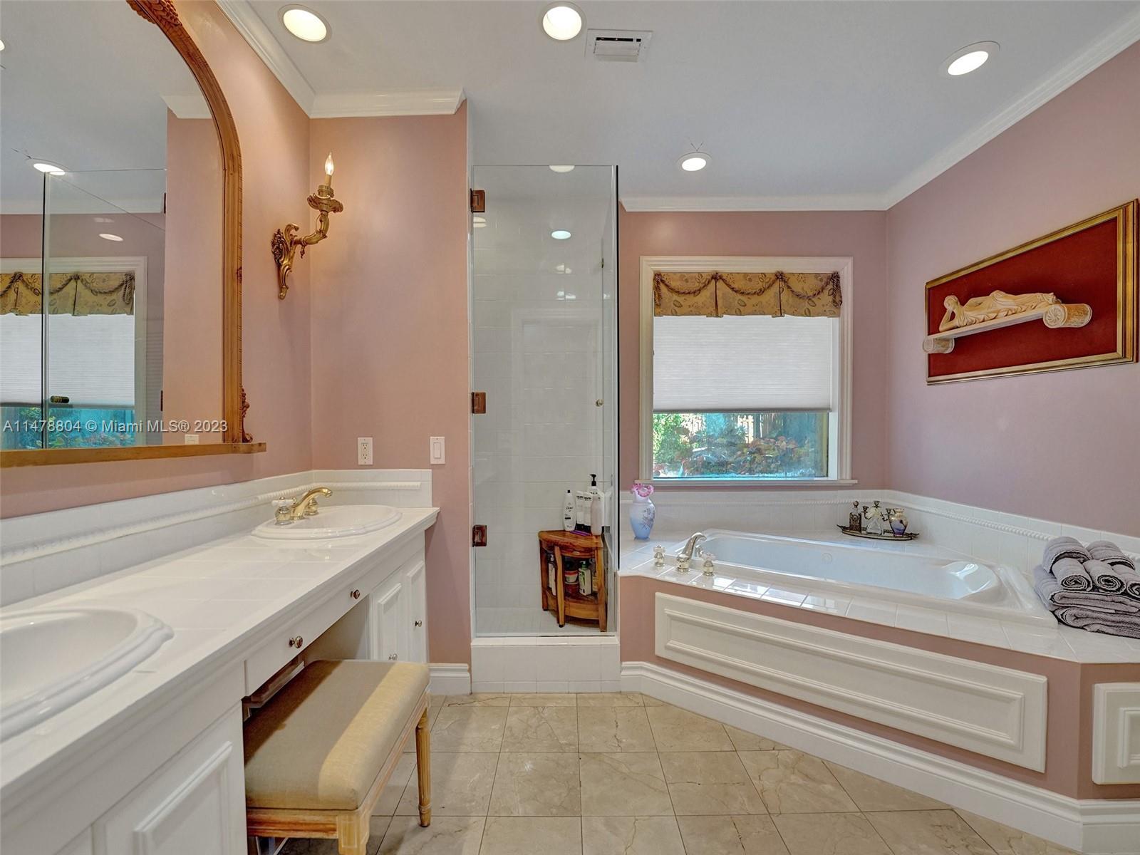 Lakes of Emerald Hills - Residential