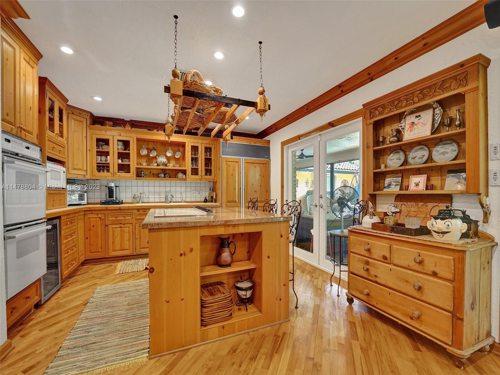 Lakes of Emerald Hills - Residential