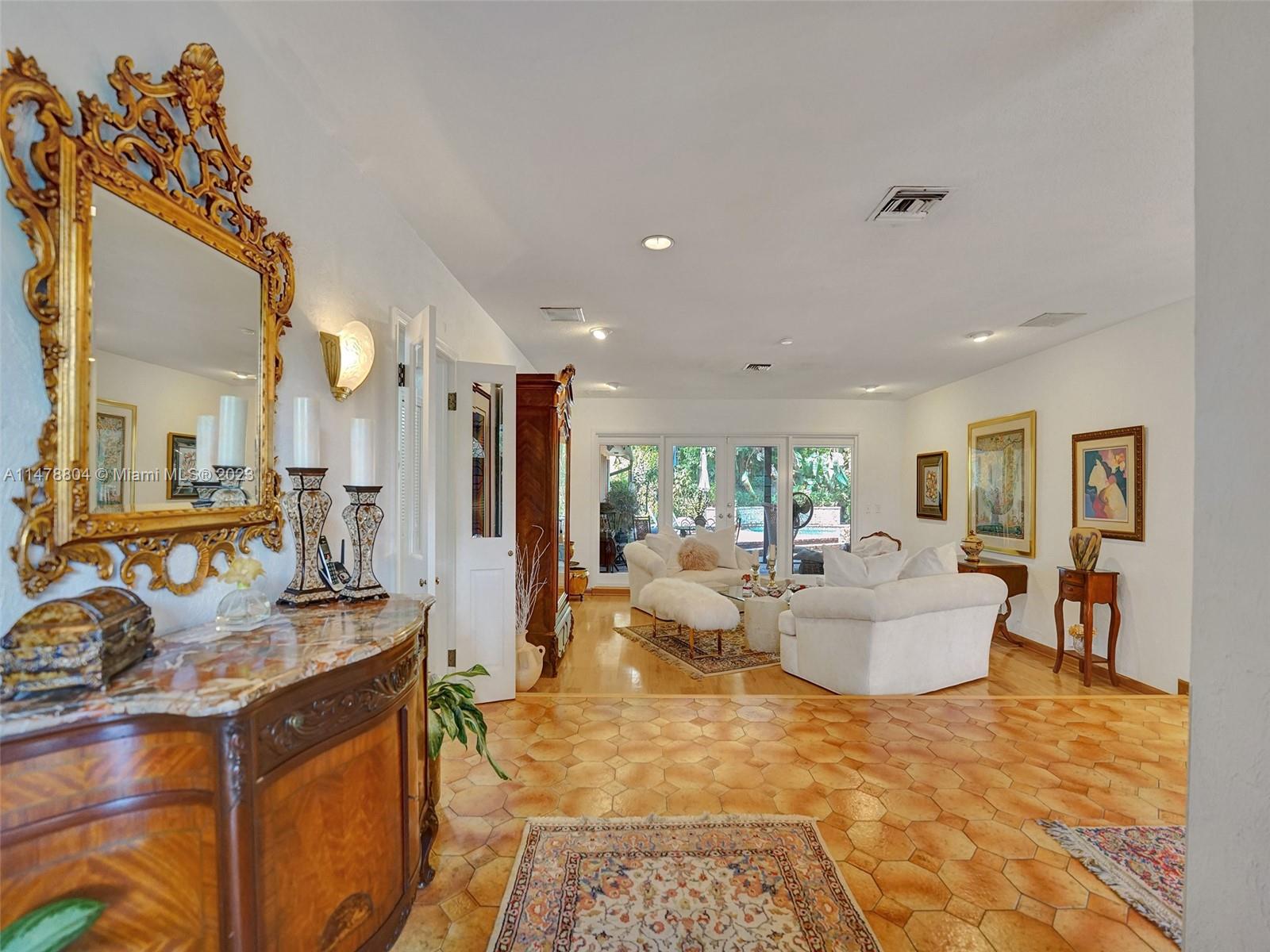 Lakes of Emerald Hills - Residential