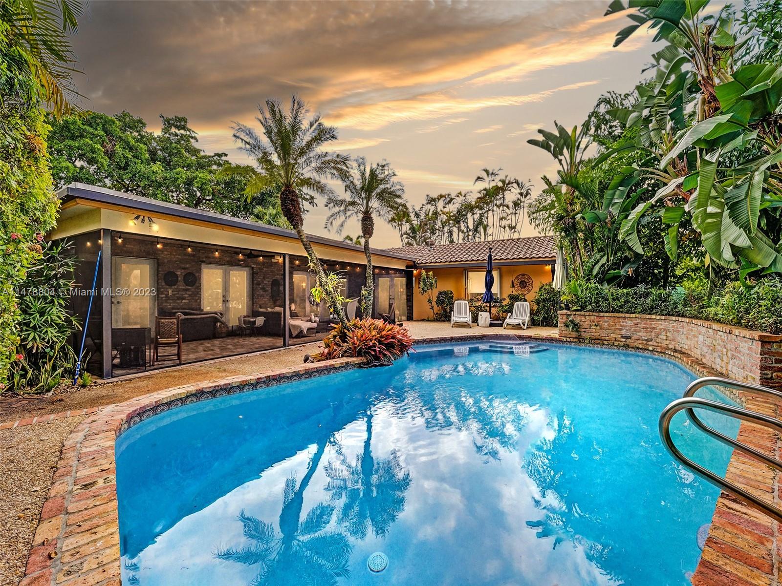 Lakes of Emerald Hills - Residential