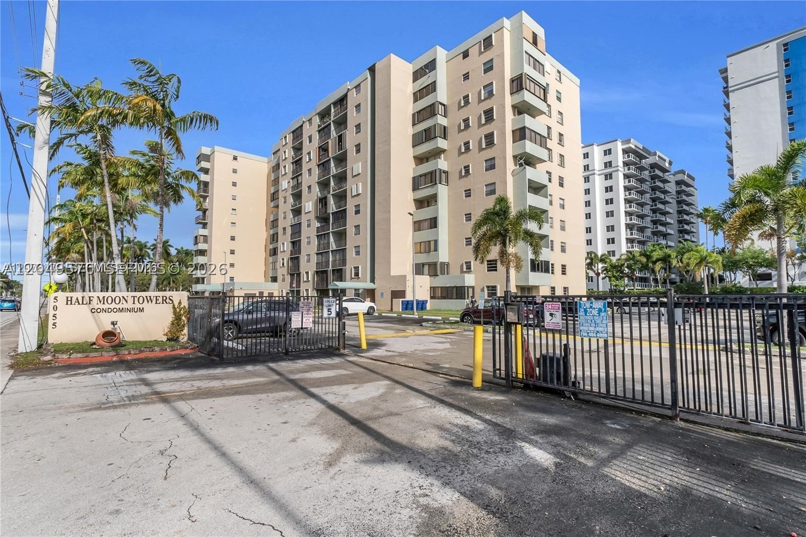 HALF MOON TOWERS CONDO - Residential