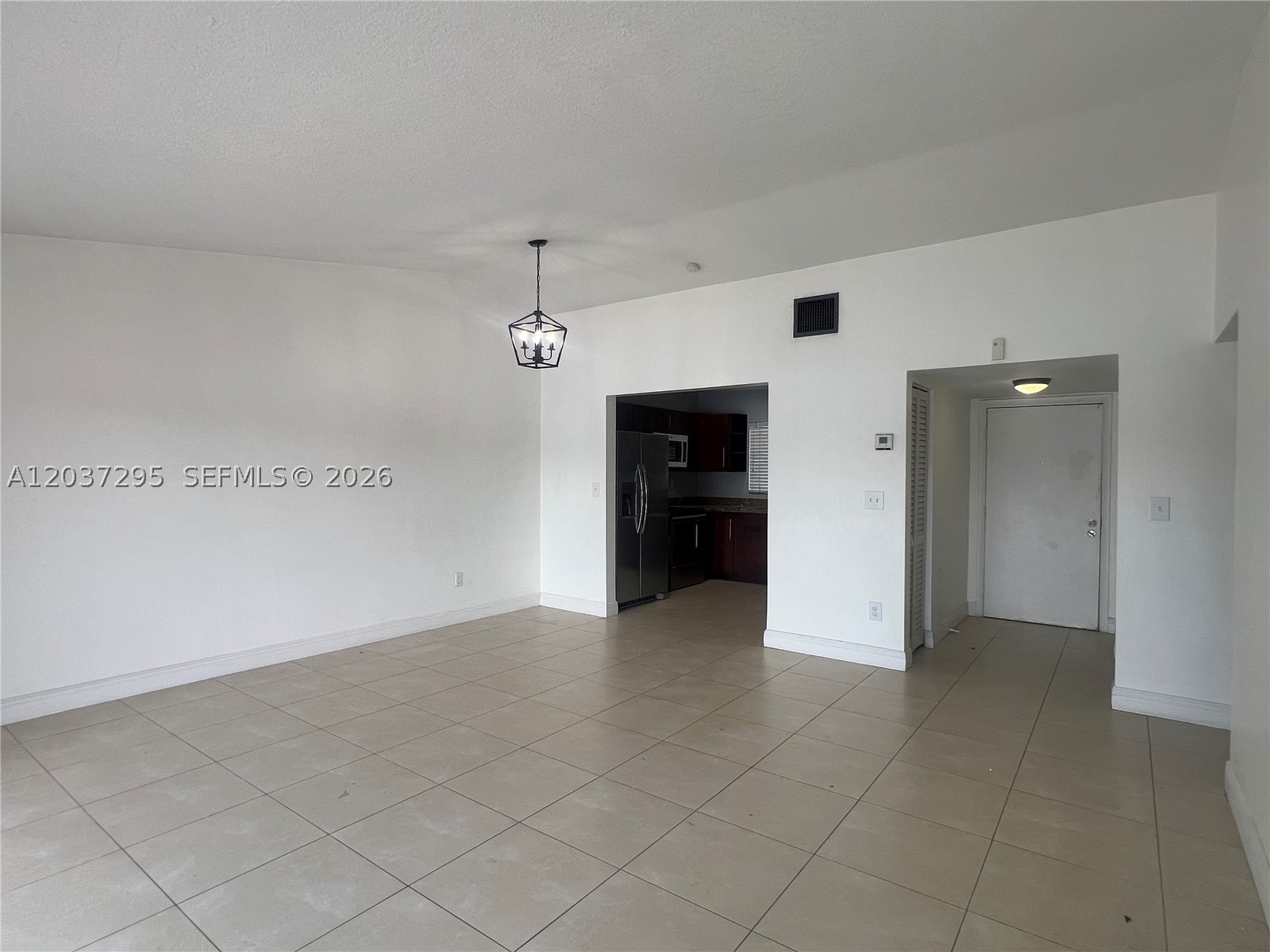 DEVON AIRE VILLAS SEC 9 - Residential Lease