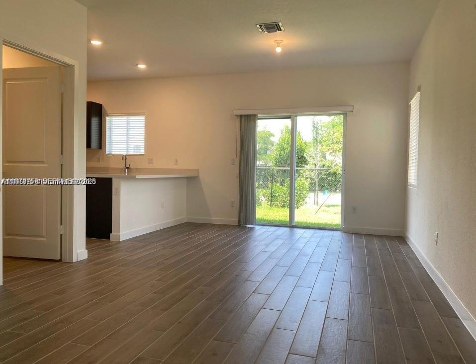 PALMS AT BELLA VISTA - Residential Lease