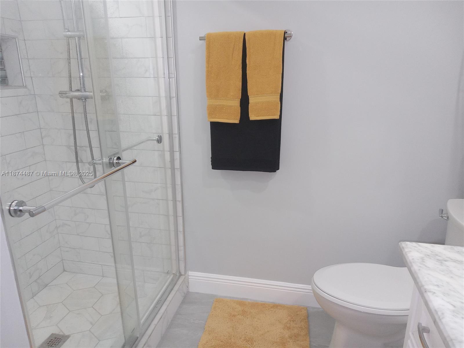 TOWNHOUSES AT JACARANDA - Residential Lease
