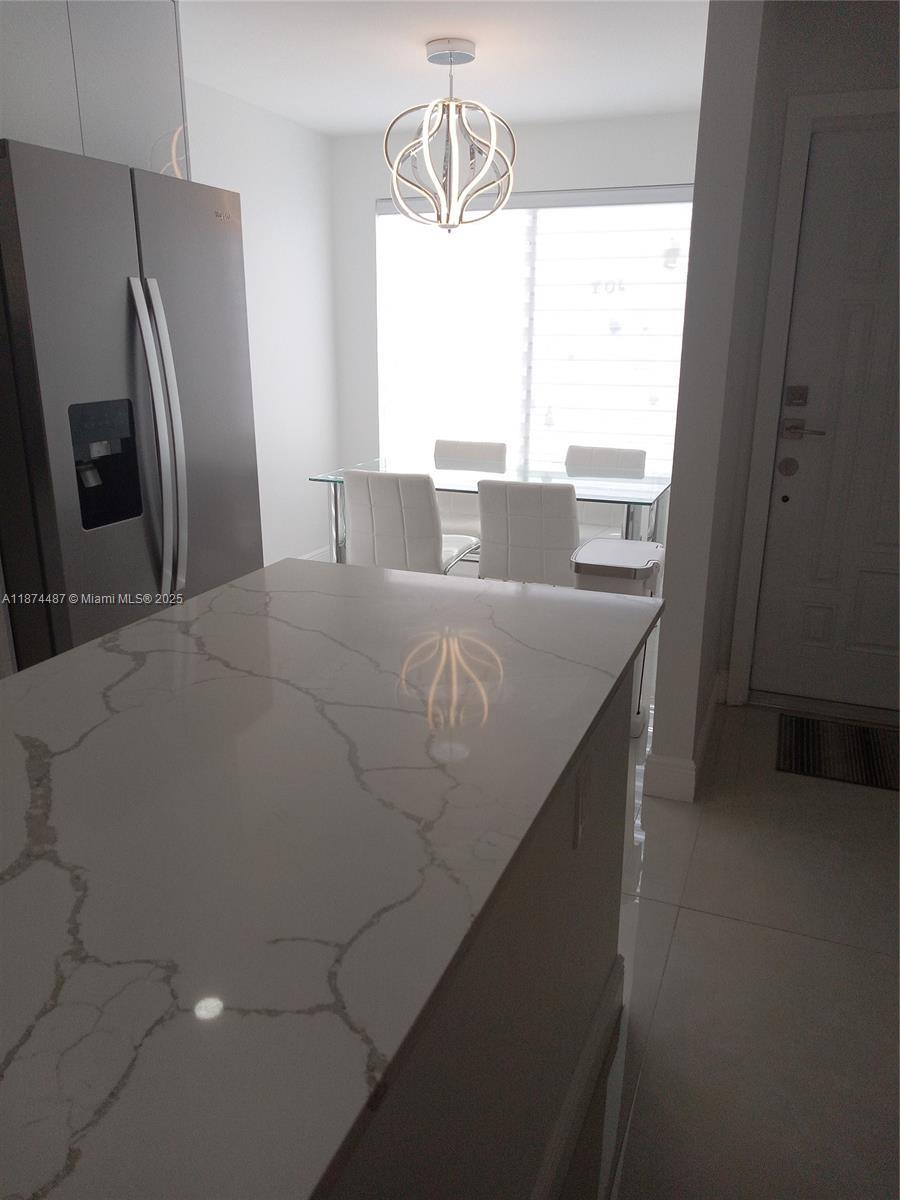 TOWNHOUSES AT JACARANDA - Residential Lease
