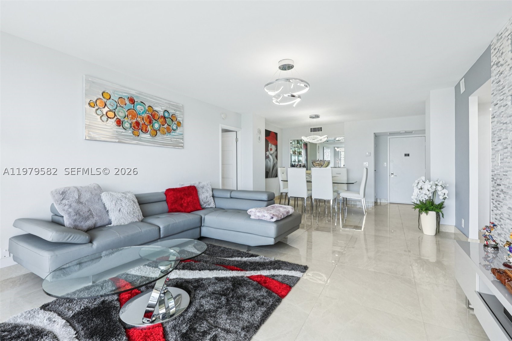 OWNER MOTIVATED! MAKE OFFER! MUST SELL NOW! ALL current assessments PAID IN FULL. Enjoy breathtaking views from this exquisitely renovated condo. Incredible views of Turnberry Golf Course from this split 2/2 south-facing unit with an oversized balcony. Best Line in the building! 2 Split bedrooms with full bathrooms. All modern tastefully done! The building amenities include covered parking, recently updated beautiful pool area, a fully renovated gym and clubhouse, elevators, modern lobby, 24-hour security. Enjoy Aventura Mall, as well as many near by restaurants, Gulfstream and houses of Worship. Great schools. Muse See Unit!