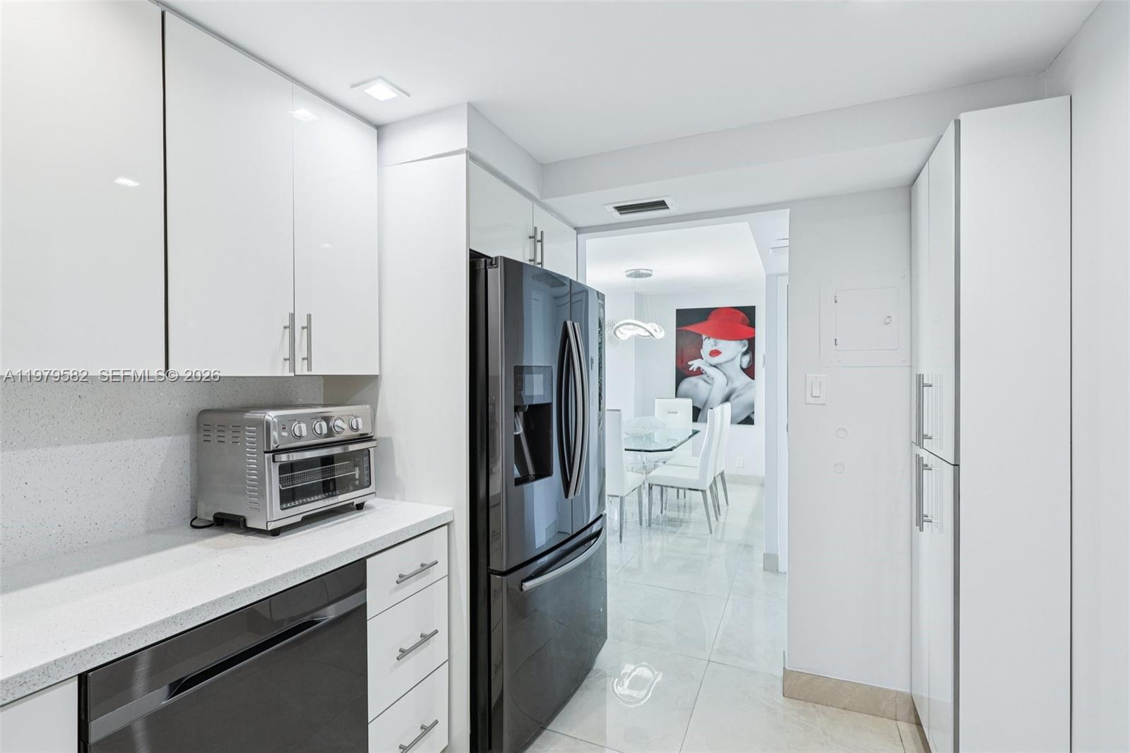 CORONADO CONDO - TOWER III - Residential