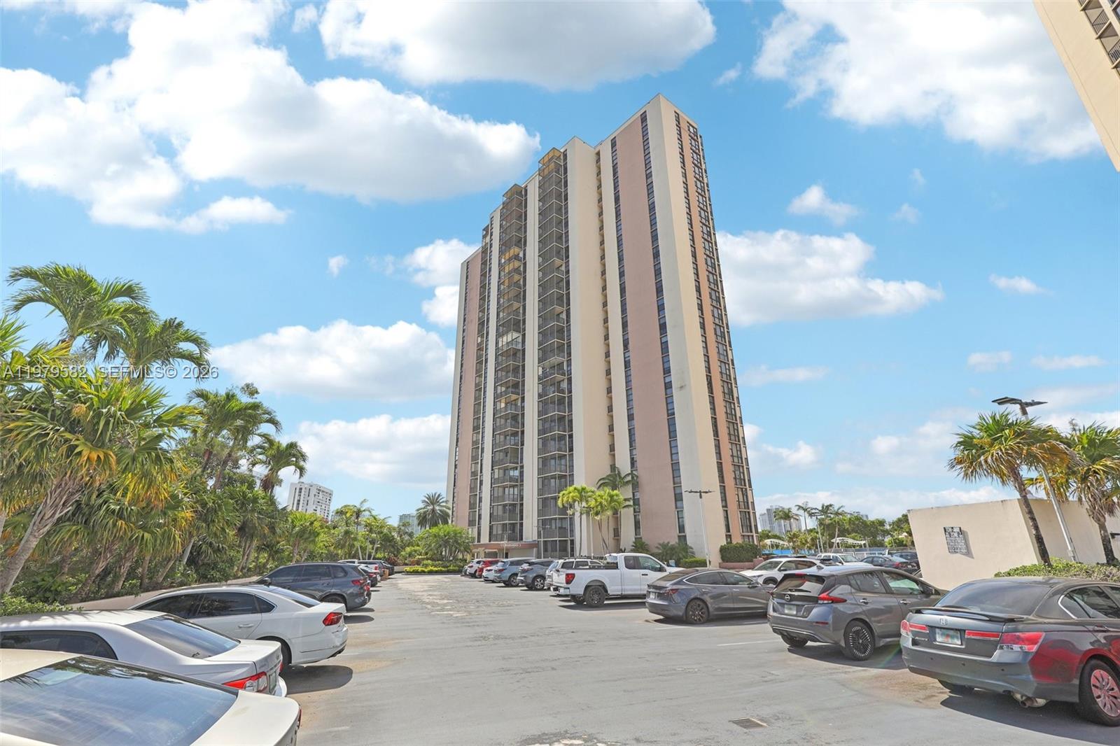 OWNER MOTIVATED! MAKE OFFER! MUST SELL NOW! ALL current assessments paid in full. Enjoy breathtaking views from this exquisitely renovated condo. Incredible views of Turnberry Golf Course from this split 2/2 south-facing unit with an oversized balcony. Best Line in the building! 2 Split bedrooms with full bathrooms. All modern tastefully done! The building amenities include covered parking, recently updated beautiful pool area, a fully renovated gym and clubhouse, elevators, modern lobby, 24-hour security. Enjoy Aventura Mall, Bal Harbor as well as many near by restaurants, Gulfstream and houses of Worship.