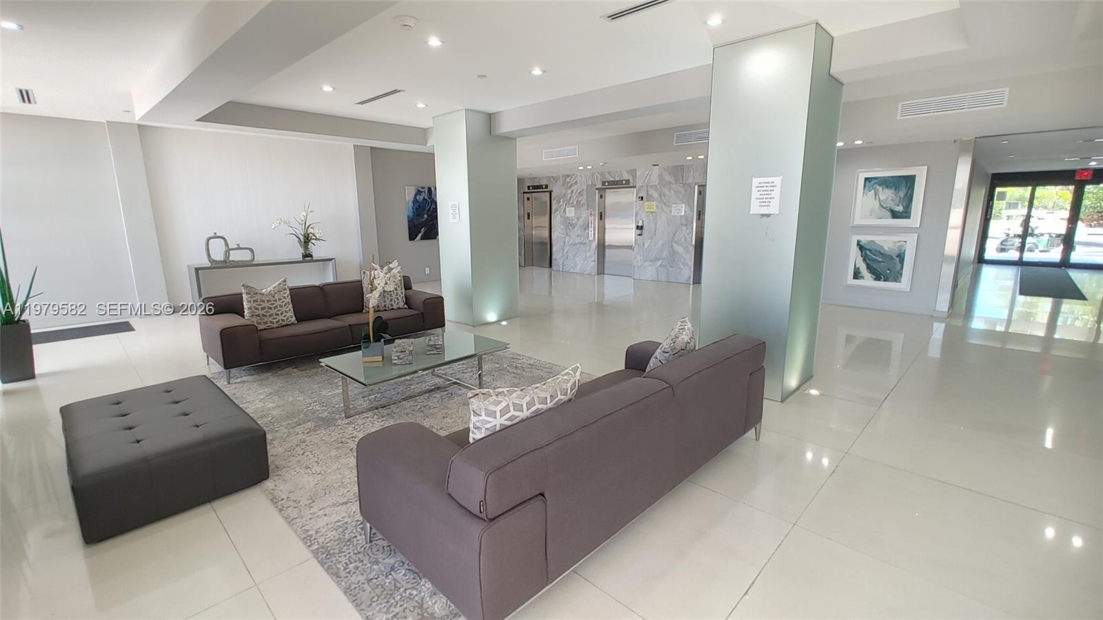 CORONADO CONDO - TOWER III - Residential