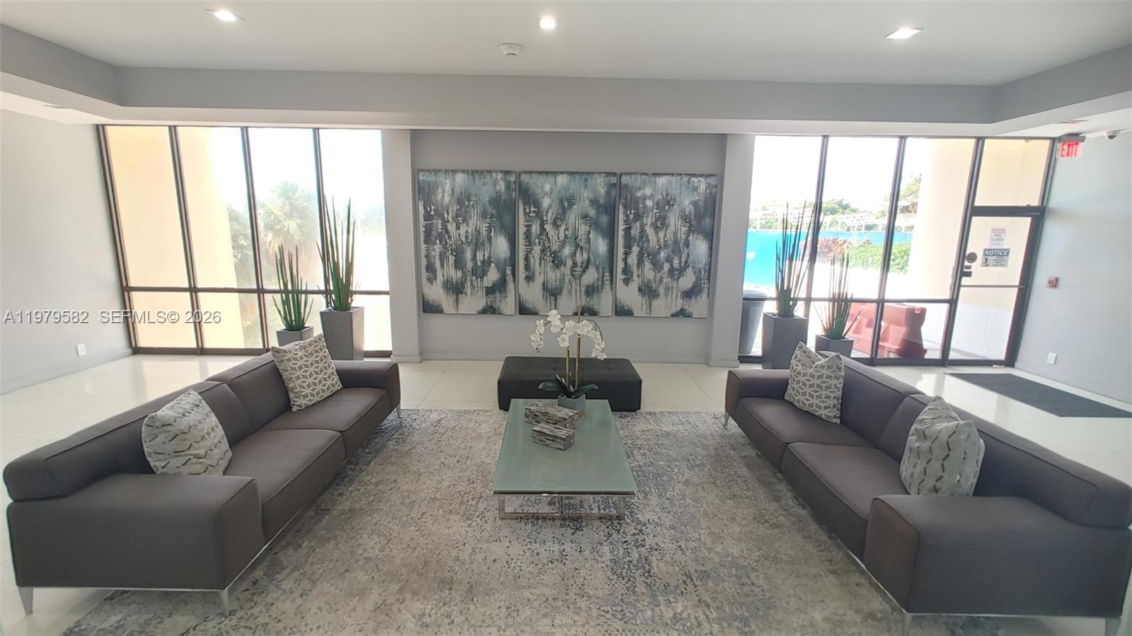 CORONADO CONDO - TOWER III - Residential