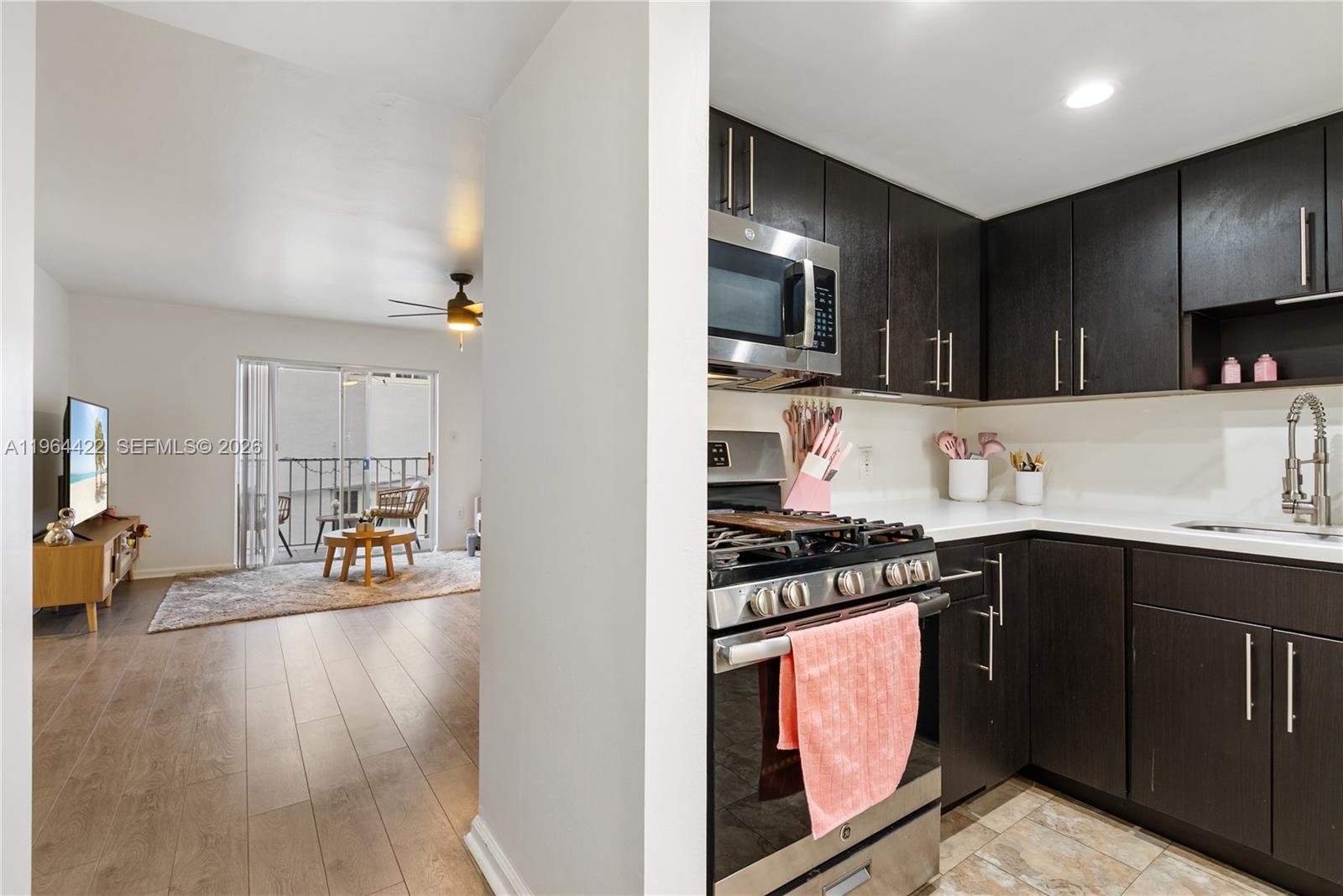 MERIDIAN PLAZA ASSOC COND - Residential