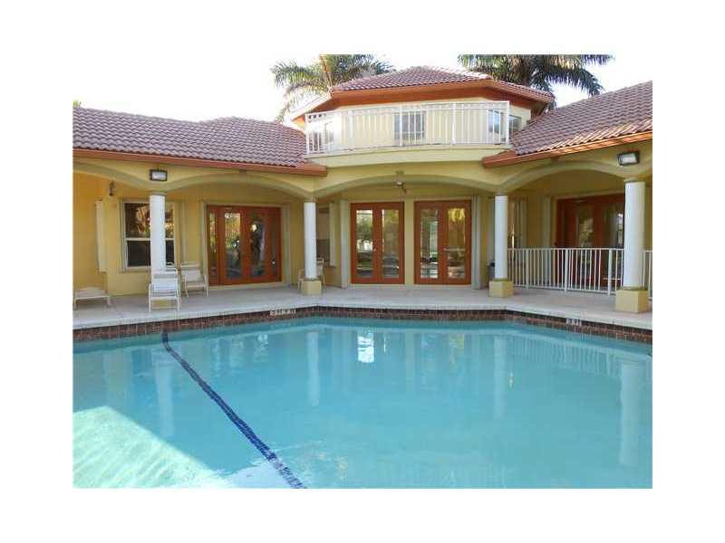MONARCH LAKES - Residential Lease