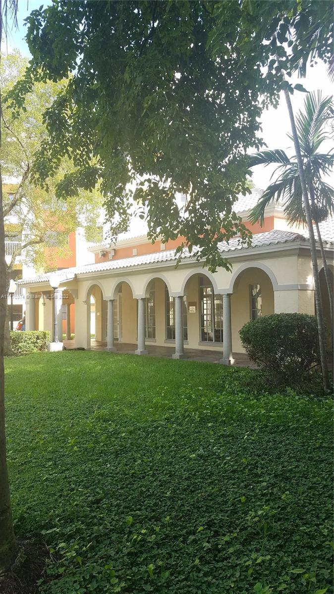 LAS VISTAS AT DORAL CONDO - Residential Lease