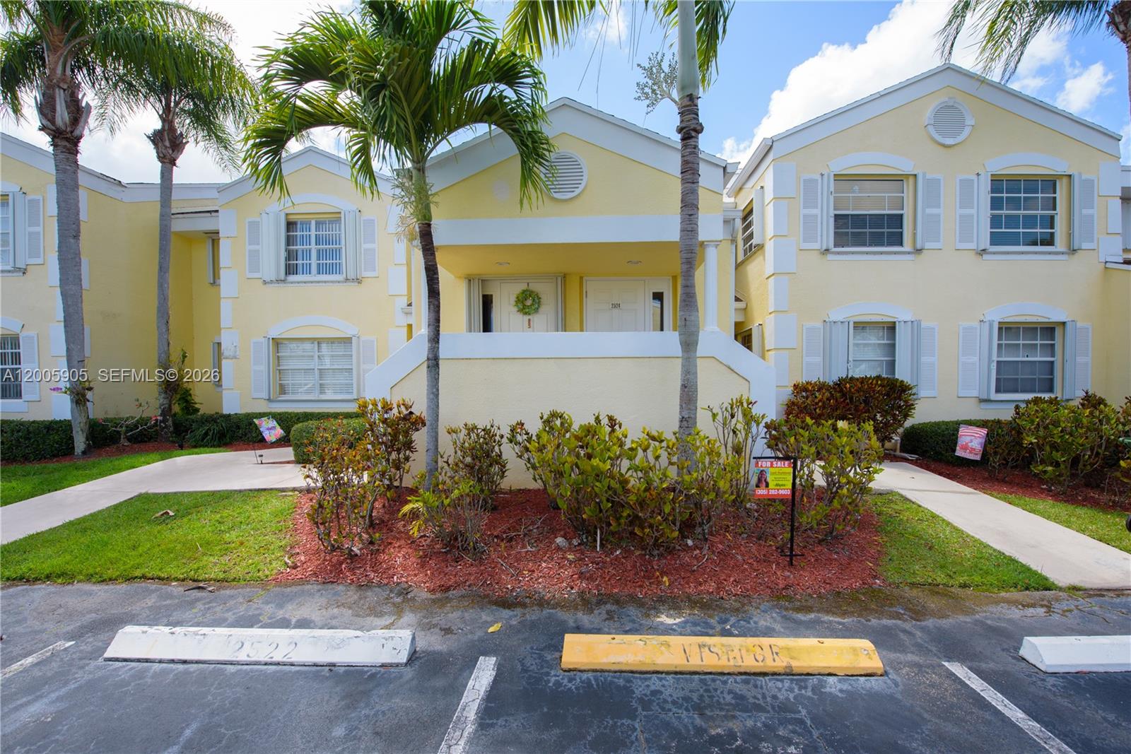KEYS GATE CONDO NO TWO - Residential