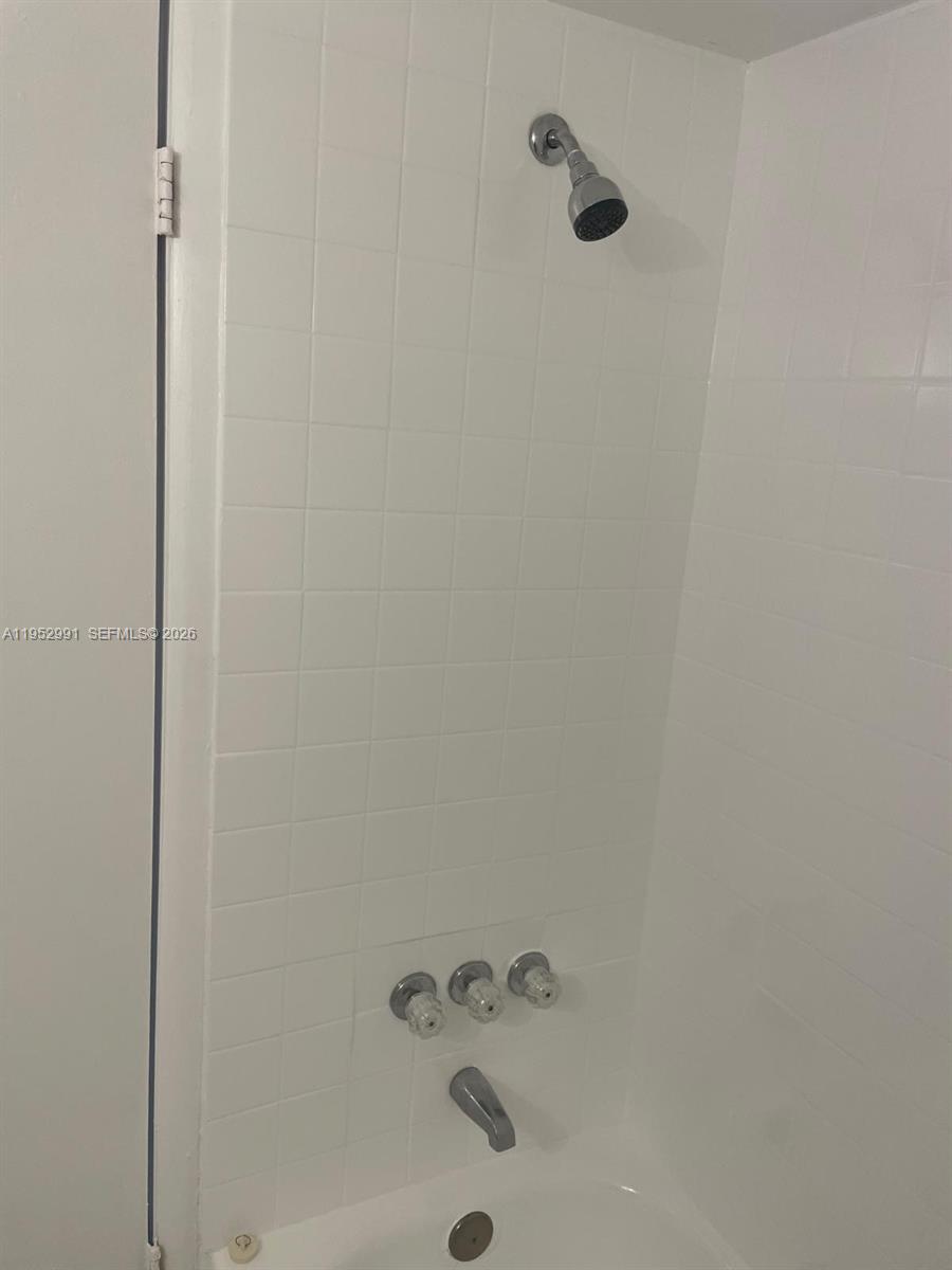SPRINGCREST CONDO - Residential Lease