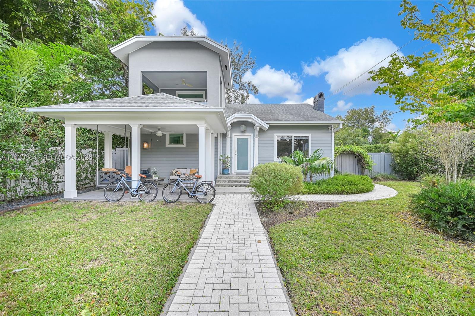 ALTA VISTA - Residential