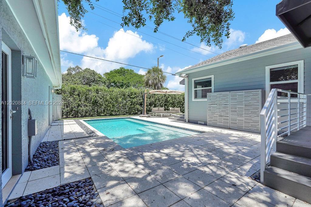 ALTA VISTA - Residential