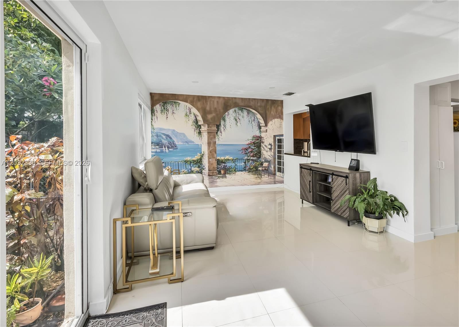 PEMBROKE LAKES SEC 1 - Residential