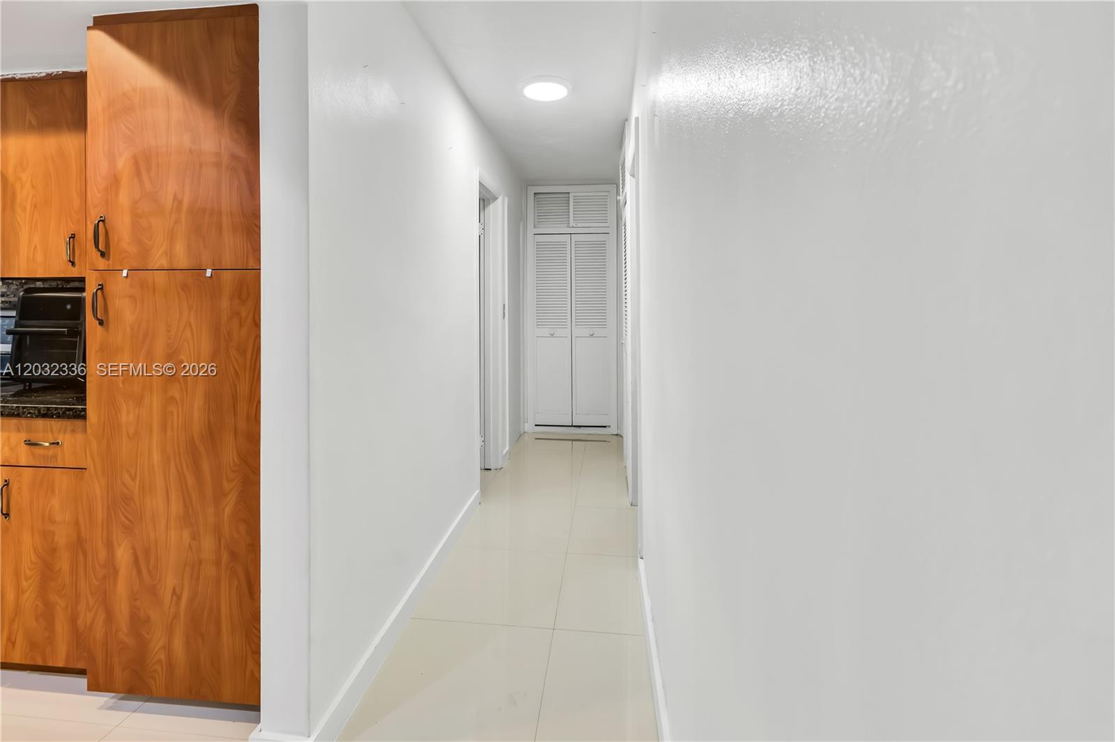 PEMBROKE LAKES SEC 1 - Residential
