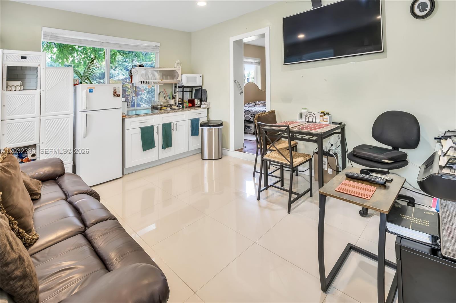 PEMBROKE LAKES SEC 1 - Residential