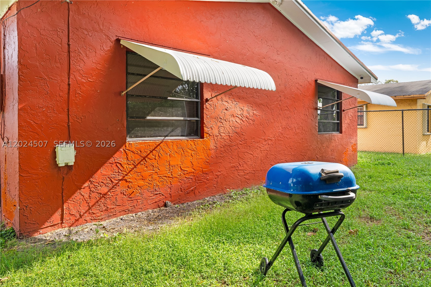 RADIO HEIGHTS - Residential Lease