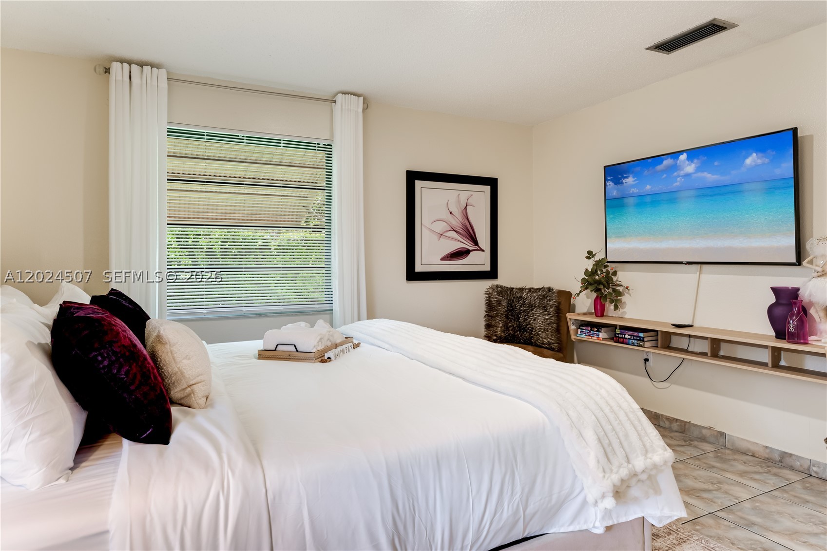 RADIO HEIGHTS - Residential Lease