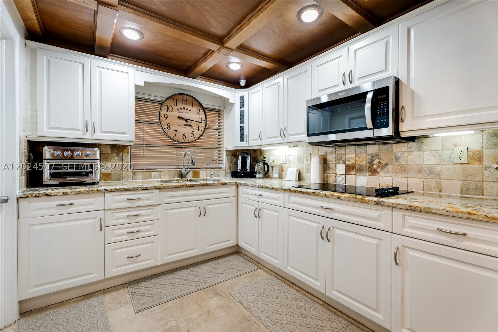 RADIO HEIGHTS - Residential Lease