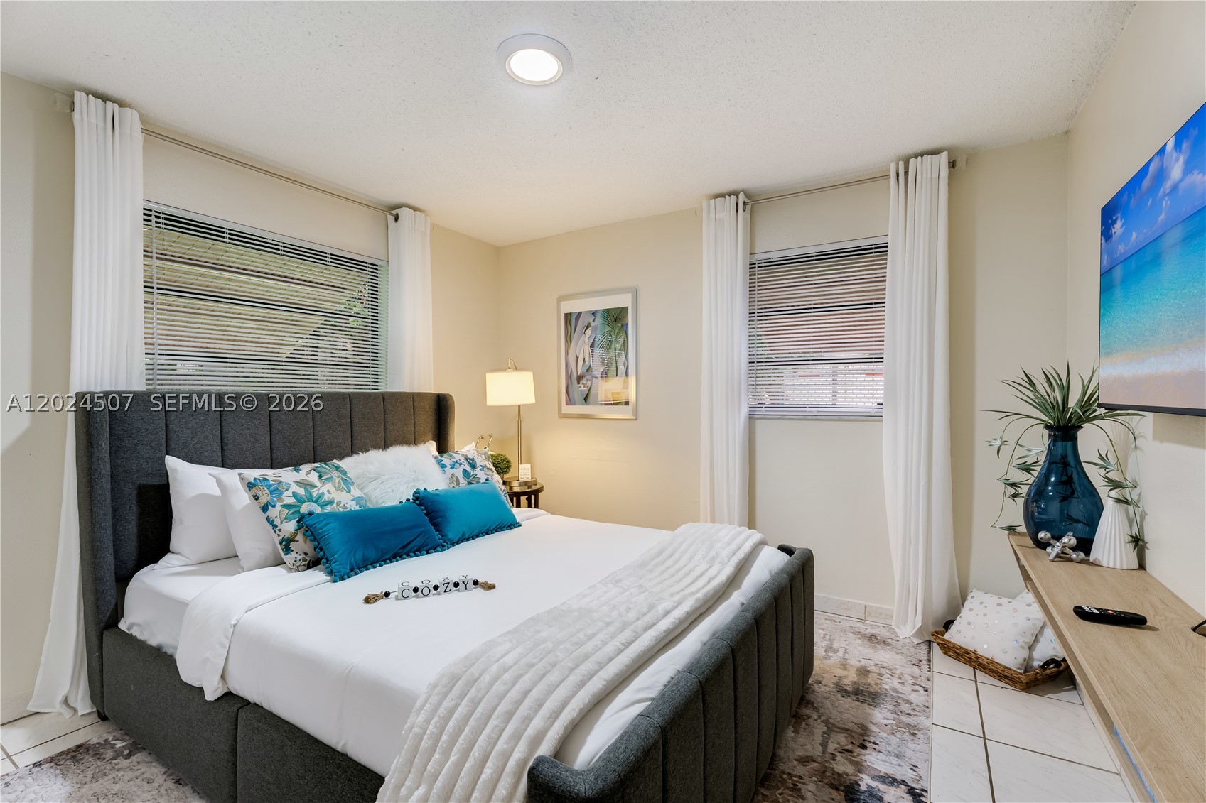 RADIO HEIGHTS - Residential Lease