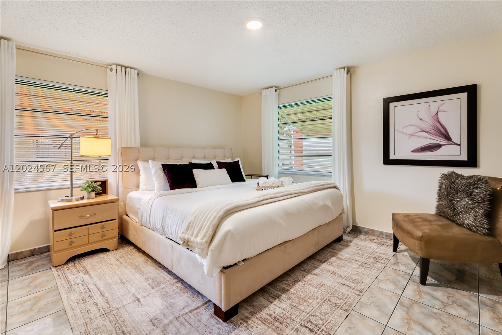 RADIO HEIGHTS - Residential Lease
