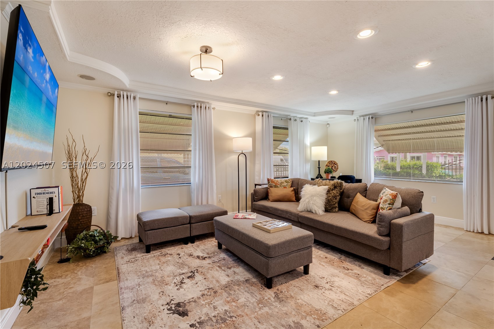 RADIO HEIGHTS - Residential Lease