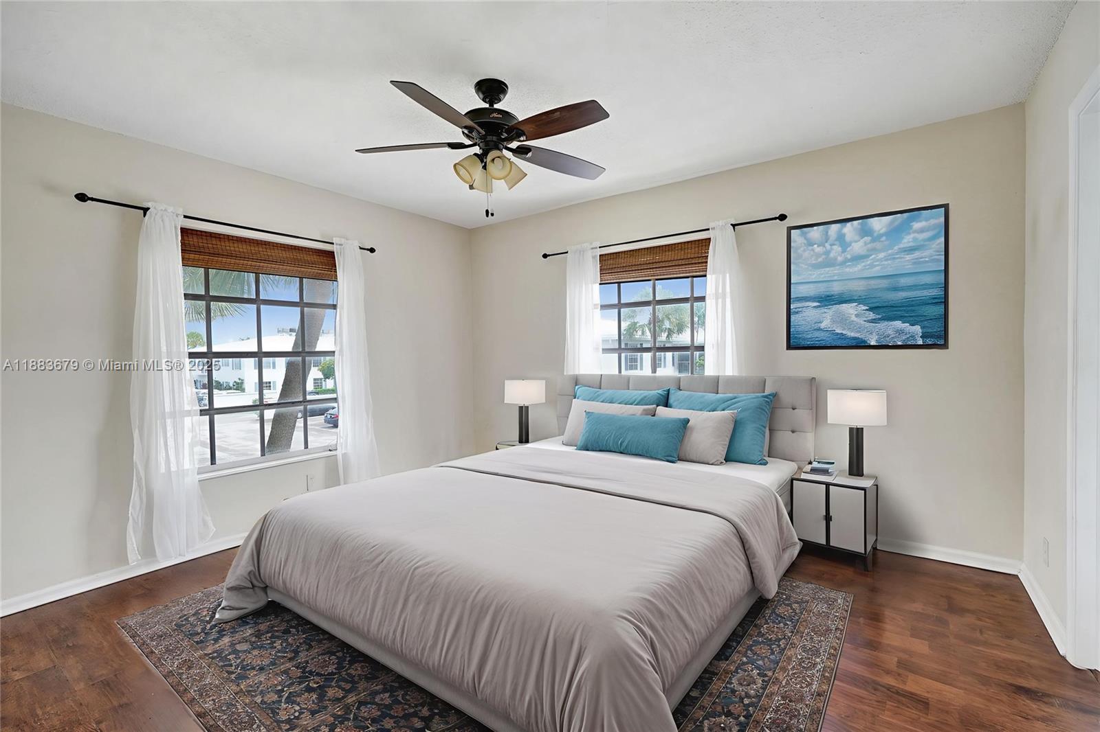 IMPERIAL POINT COLONNADES - Residential