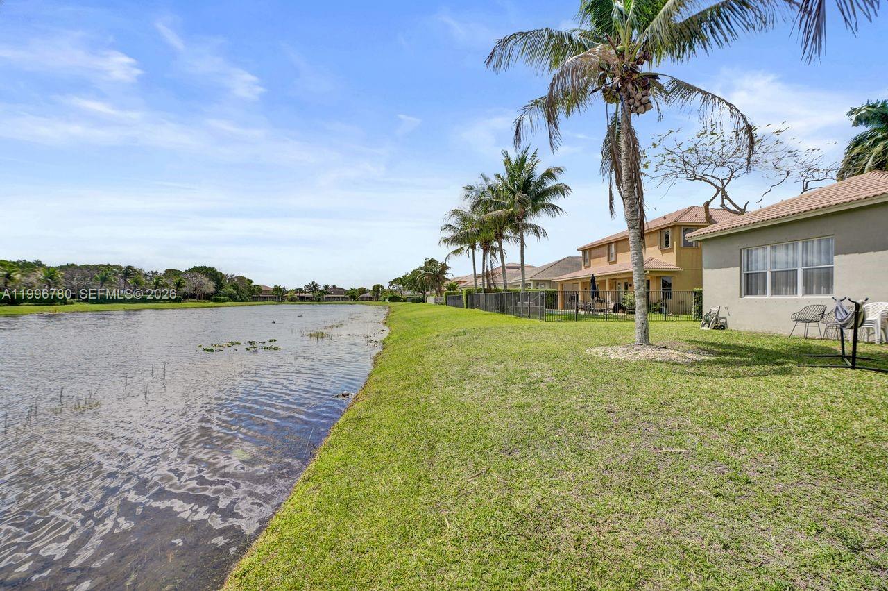 ISLES AT WESTON - Residential
